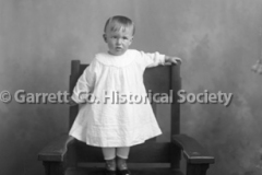 2621-Child-in-Chair-135C